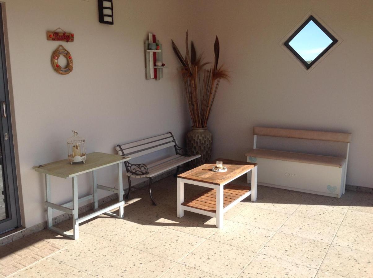 Camelot Cottages Langebaan Extérieur photo