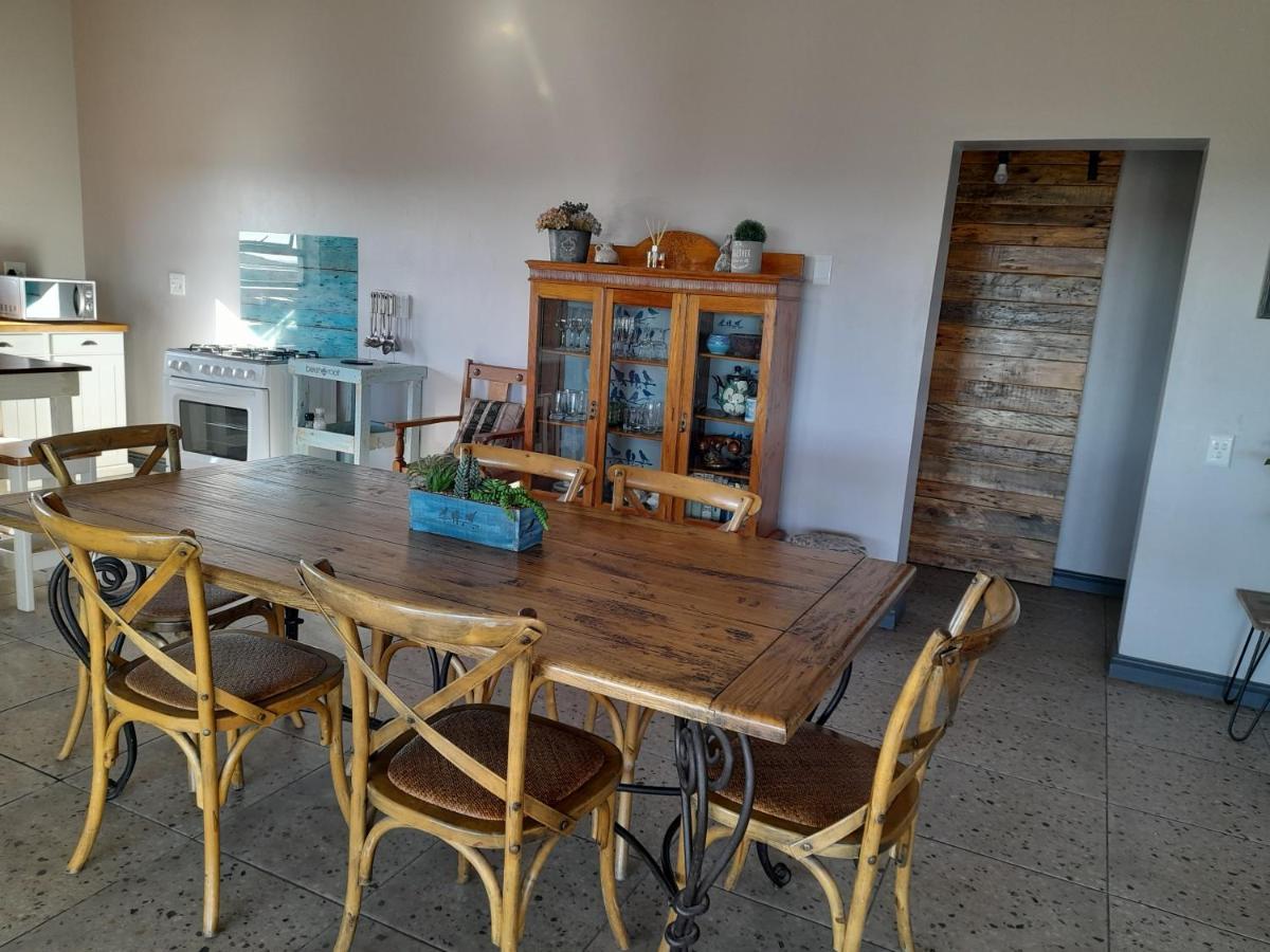 Camelot Cottages Langebaan Extérieur photo