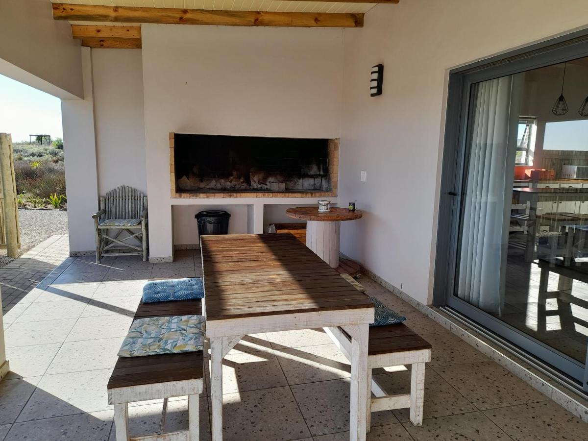Camelot Cottages Langebaan Extérieur photo