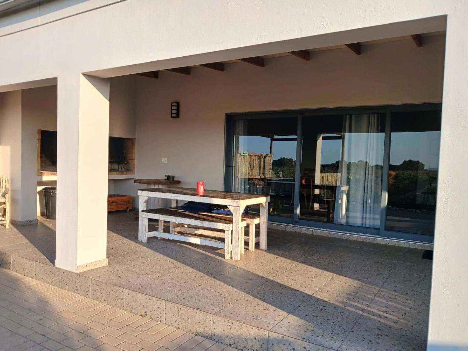 Camelot Cottages Langebaan Extérieur photo
